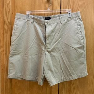 Docker's Men's Shorts